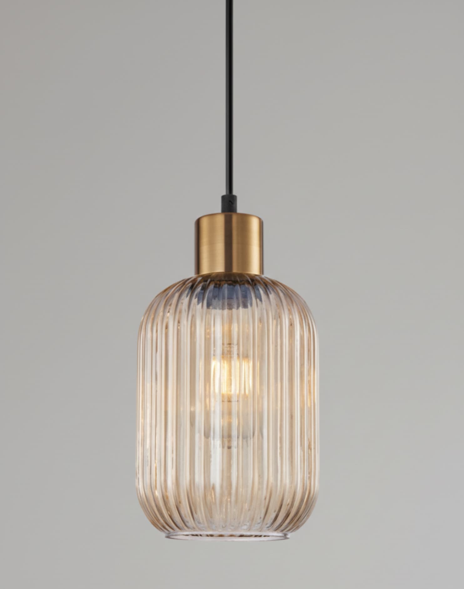 Lámpara Colgante Ribbed Amber